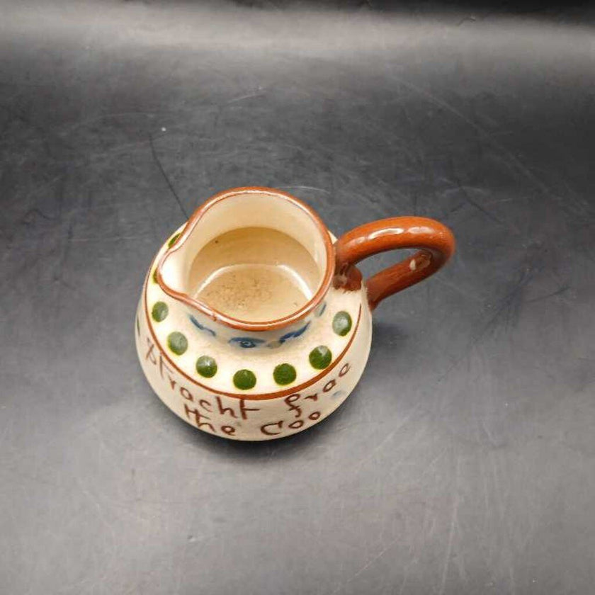 Vintage Devon / Torquay Motto Ware 6.5cm Cream Jug - 'Straucht Frae The Coo'
