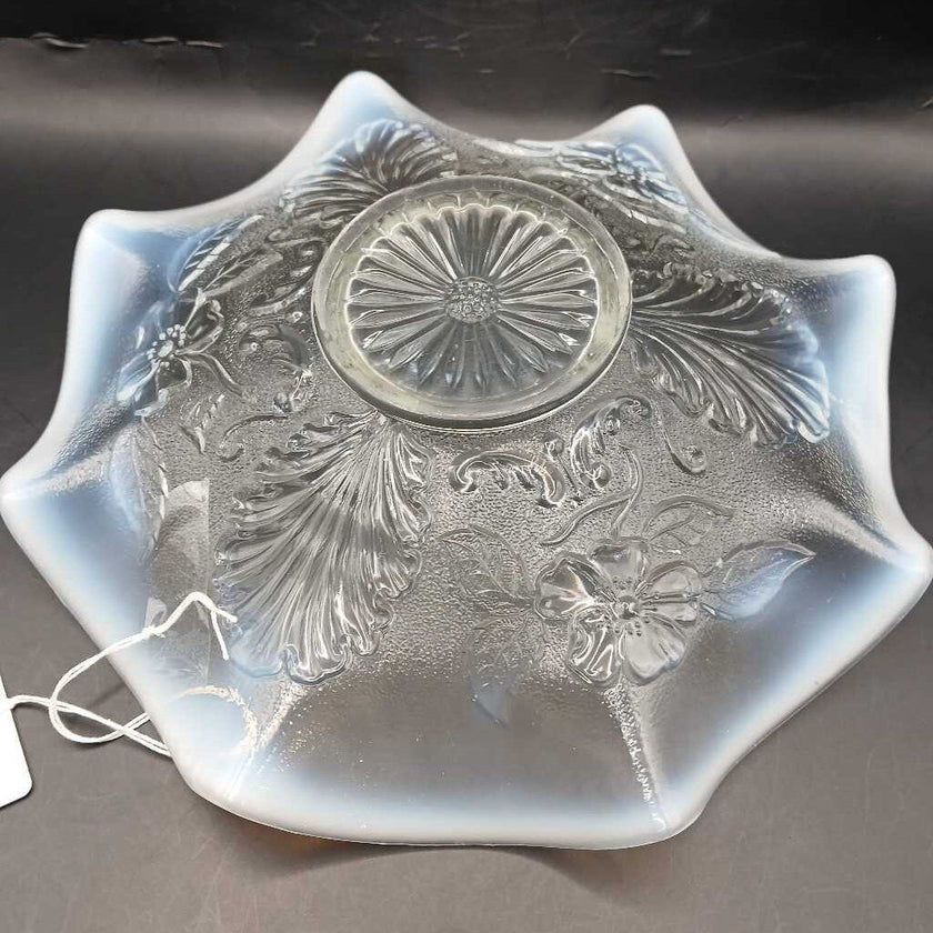 Northwood Opalescent Blossom & Palm Ruffled Glass Bowl Dish