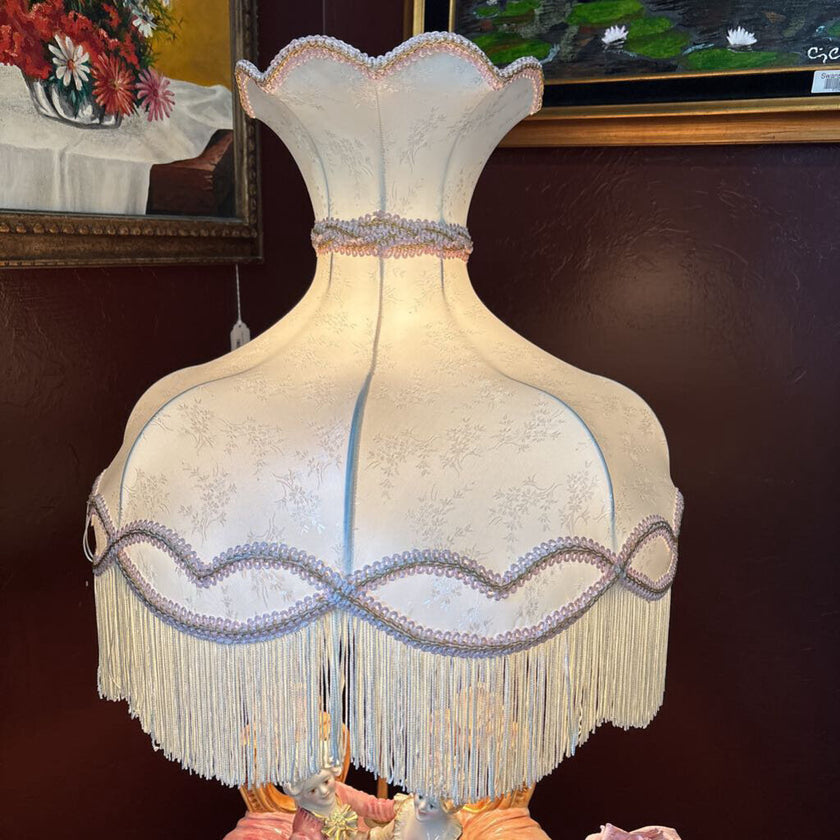 Italian Capodimonte Porcelain table lamp