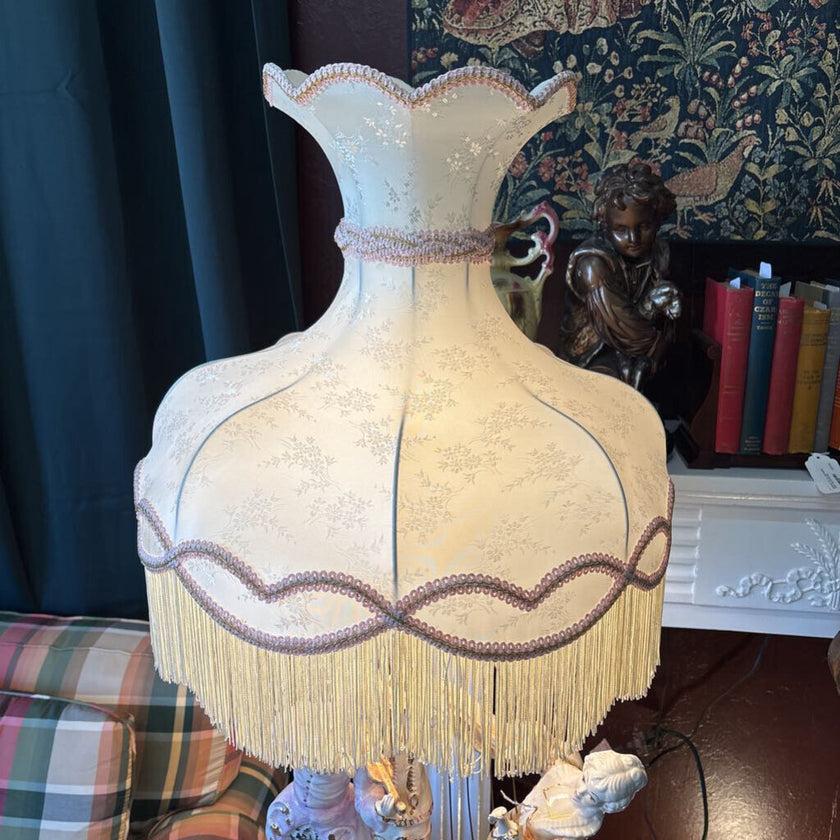 Italian Capodimonte Porcelain table lamp