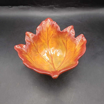 Potter leaf tray (V)