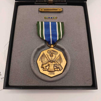 Vintage U.S. Army Achievement Medal (P)