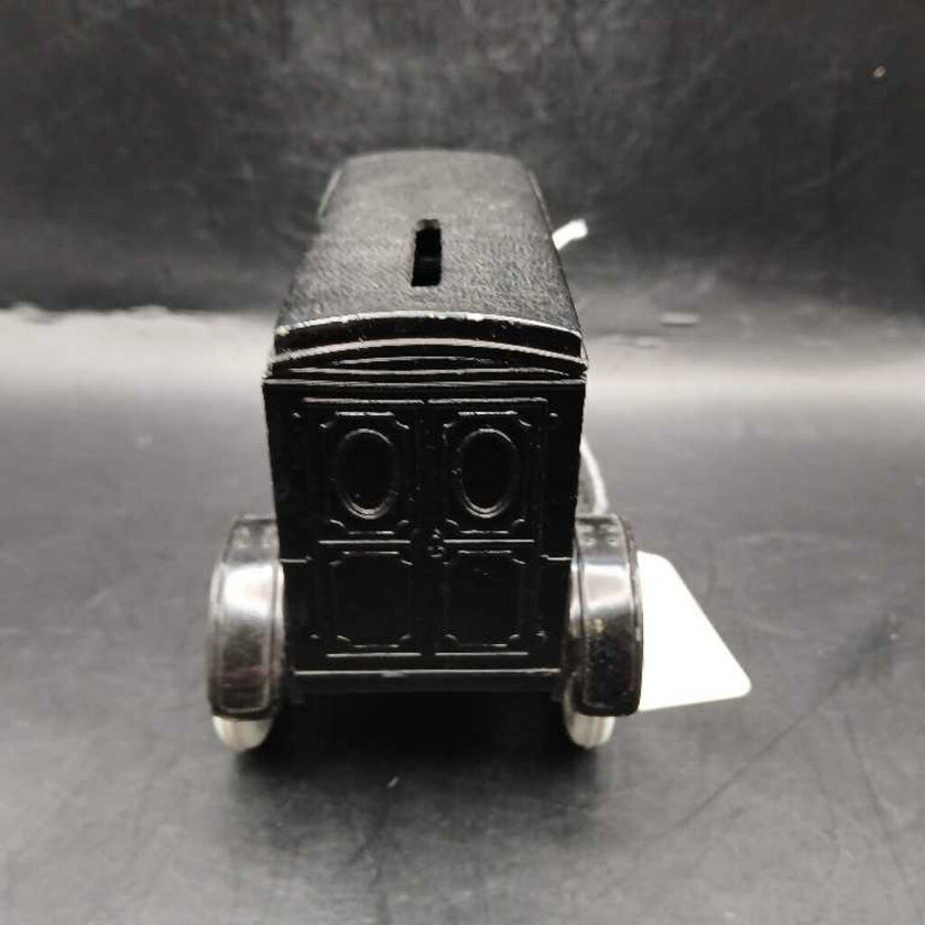 Well Liberty Classic Cast Metal Bank 