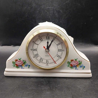 Ceramic Dresser Clock with Roses ( needs battery)