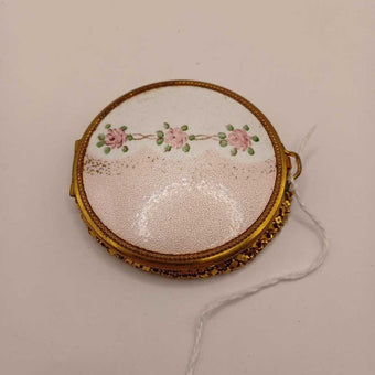 Rose metal mesh compact