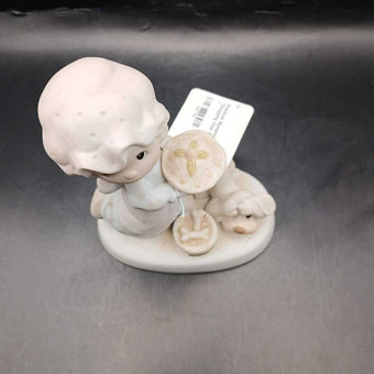 Precious Moments Figurine 
