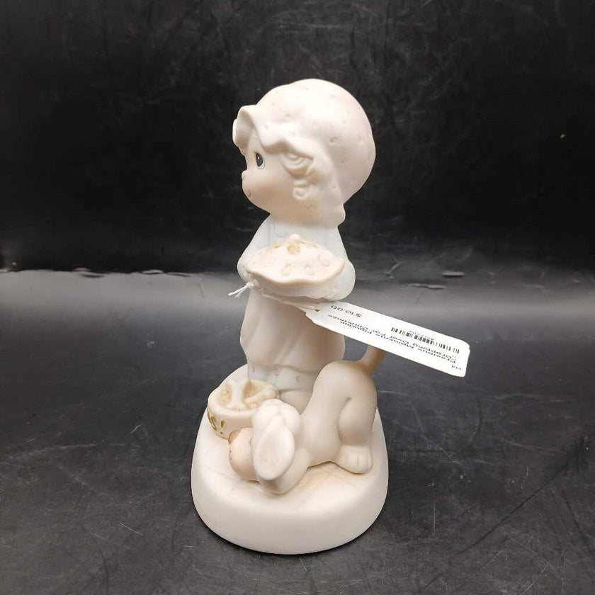 Precious Moments Figurine 