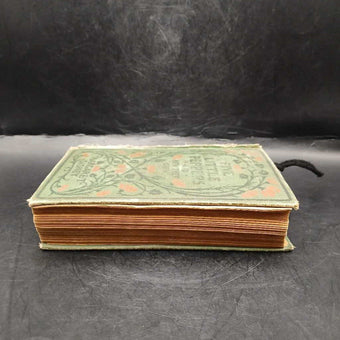 Antique Green Book 1909 Copy of Five Little Peppers and How They Grew