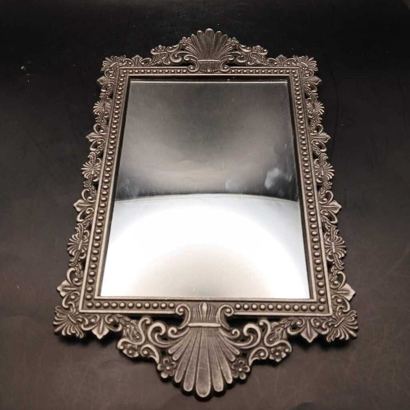 Made in Korea Scalloped Design Mirror Tray