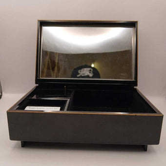 Otagari Butterfly Jewelry Box