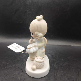 Mother Sew Dear ( Girl Sewing , Needlework ) 1979