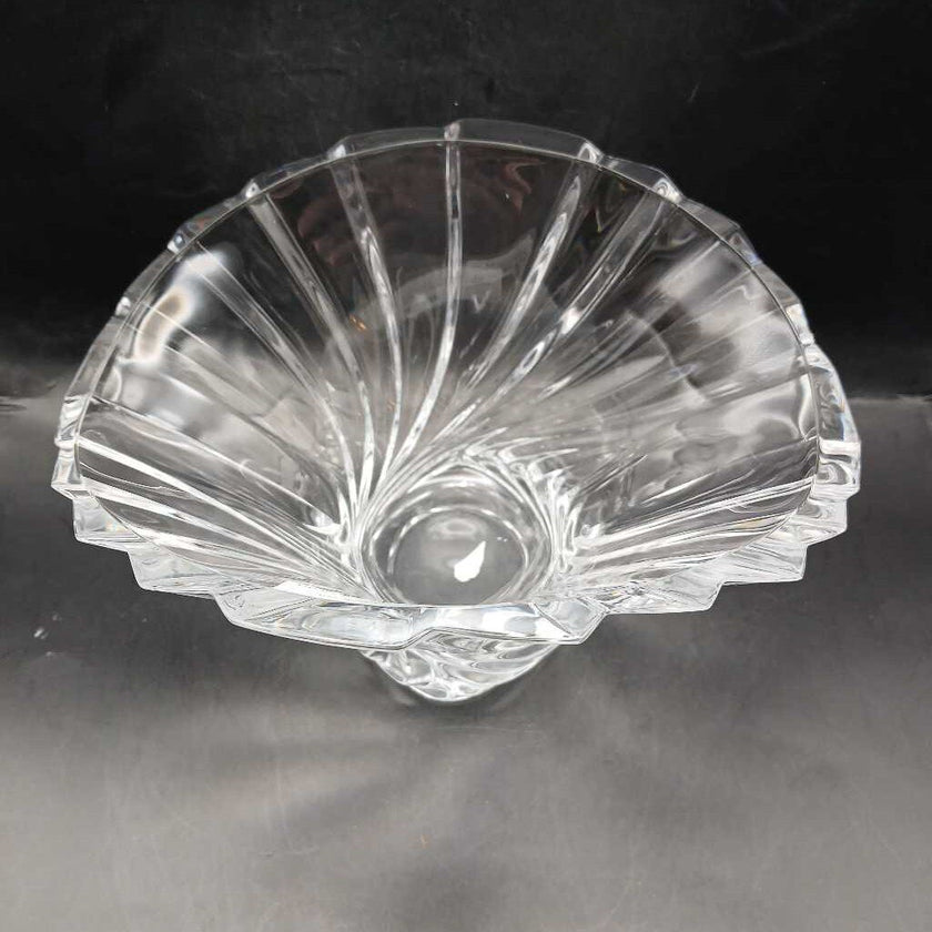 Mikasa Flores Flair Fan shaped crystal centerpiece bowl vase