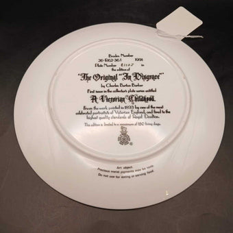 ROYAL DOULTON Shelf Plate 