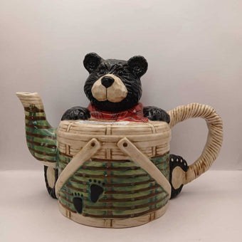 Bear teapot 