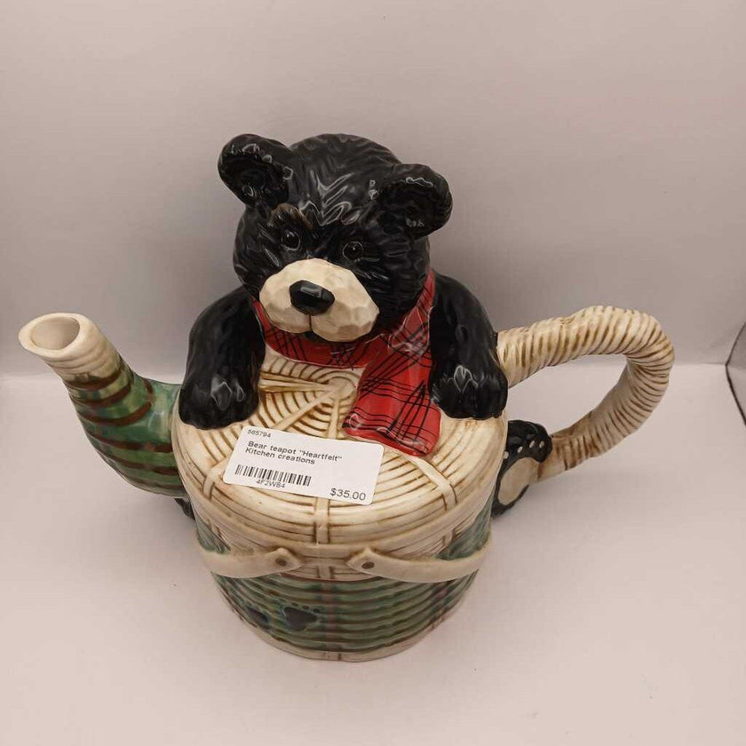 Bear teapot 