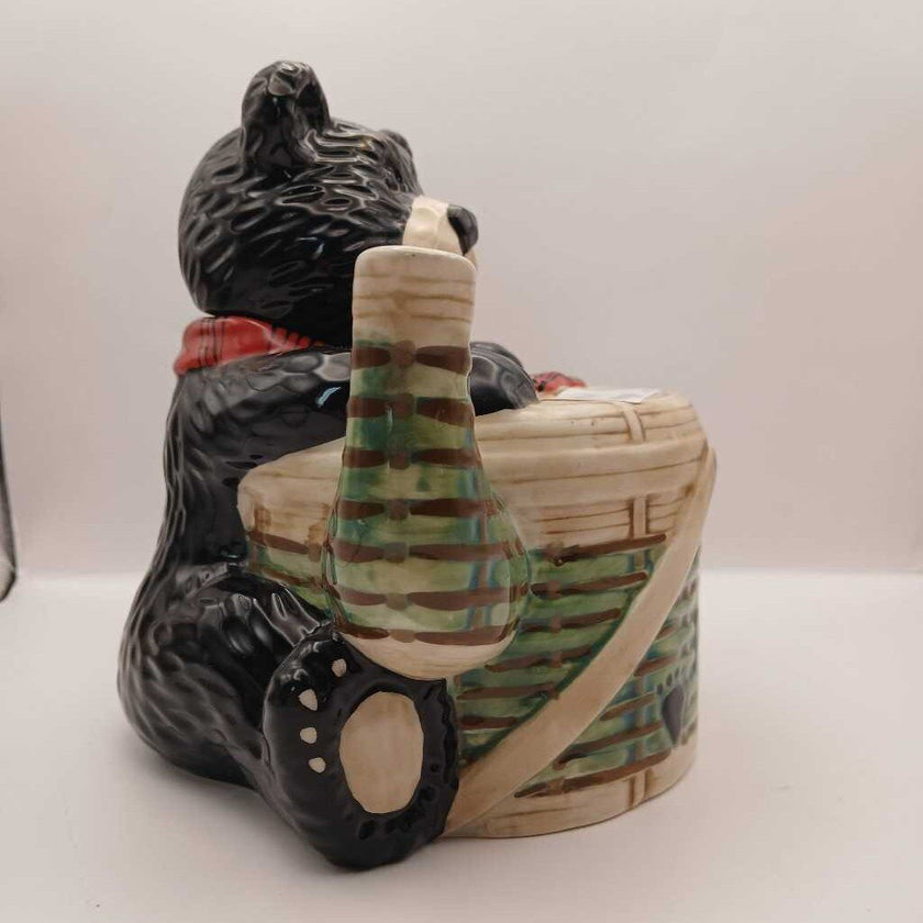 Bear teapot 
