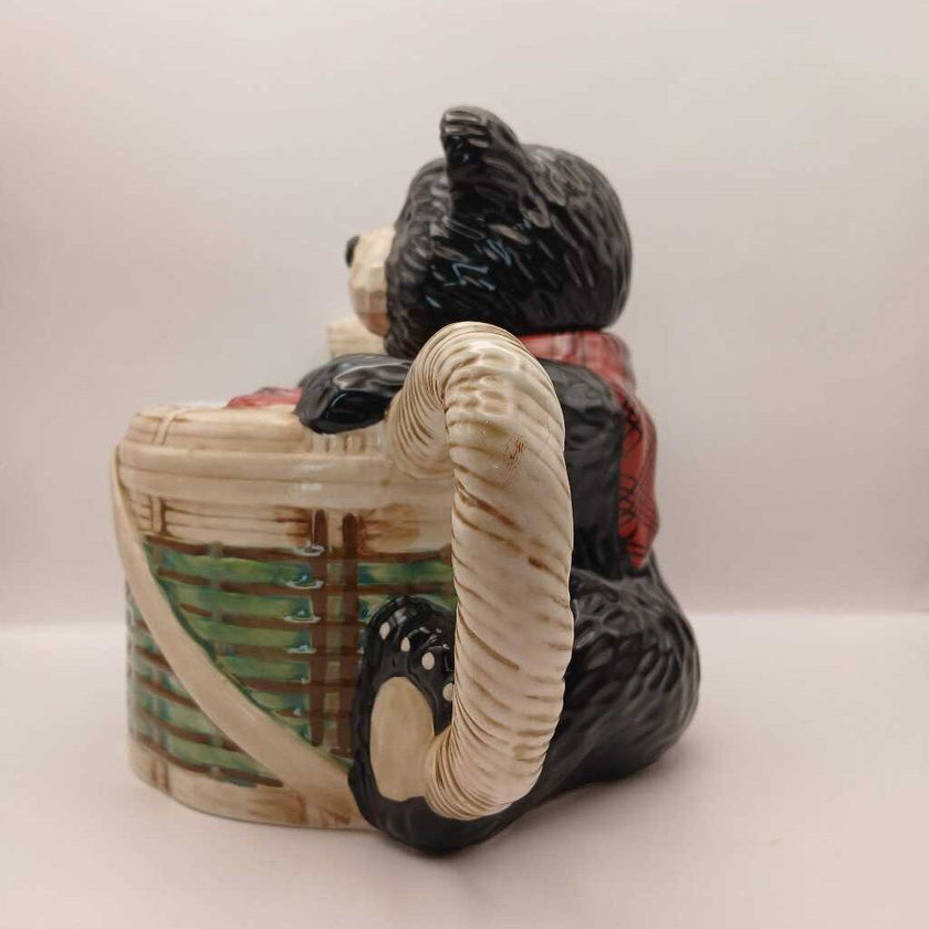 Bear teapot 