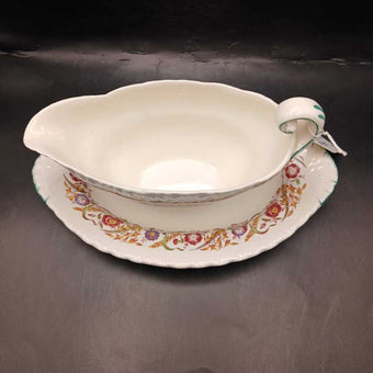Wedgwood Etruria Cornflower Gravy Boat with Attached Plate