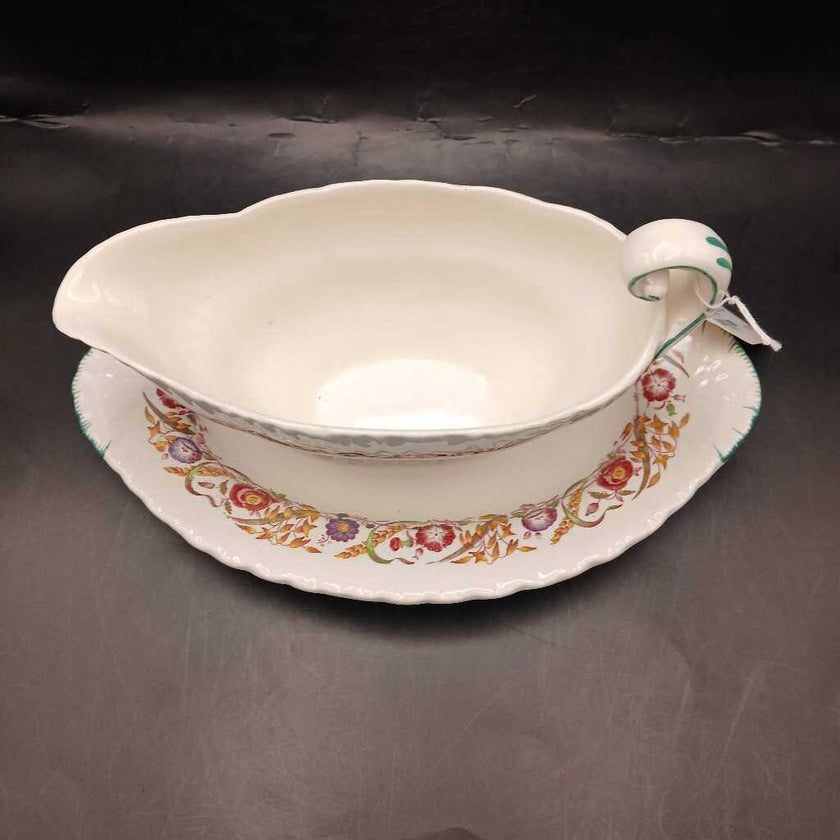 Wedgwood Etruria Cornflower Gravy Boat with Attached Plate
