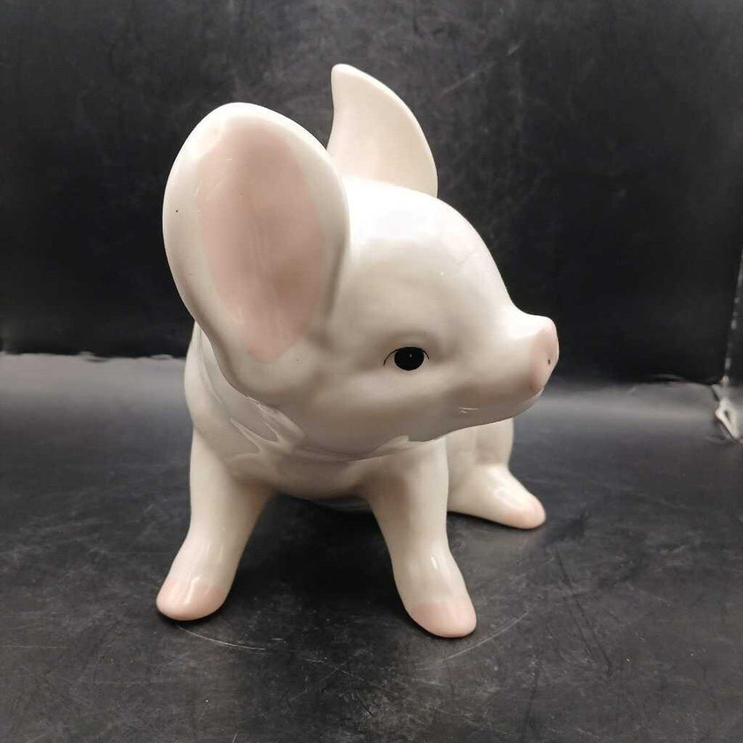 Pig ceramic Figure Farmhouse devor