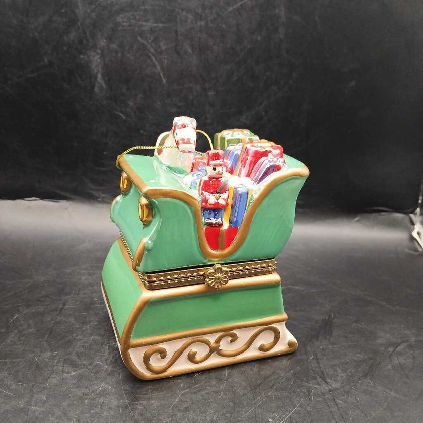 Mr. Christmas Musical Carousel Sleigh Christmas Holiday Ornament Santa Sleigh Mr Christmas China Musical Carousel