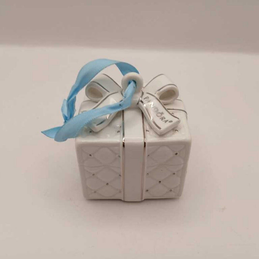 Pandora 2016 Limited Edition Christmas Porcelain Ornament