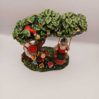Cedar Creek Collection Mr & Mrs Claus Swing w/Elves In Tree Christmas Figurine