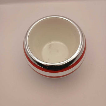 Sm Silver red swirl candle holder Xmas
