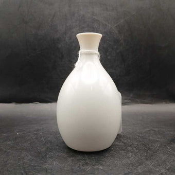 Mini white bud vase OMC Otagiri Japan