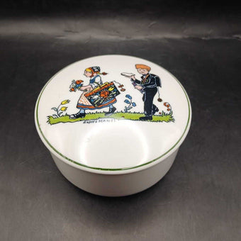 Villeroy and Boch round trinket box