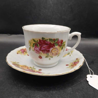 Vintage tea cup and saucer set