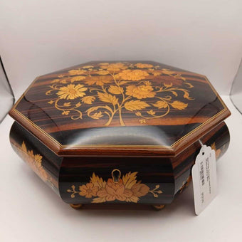 Sorrento Octagon Inlaid Floral Music/jewery Box