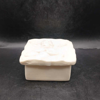 VTG Angel White Trinket Box