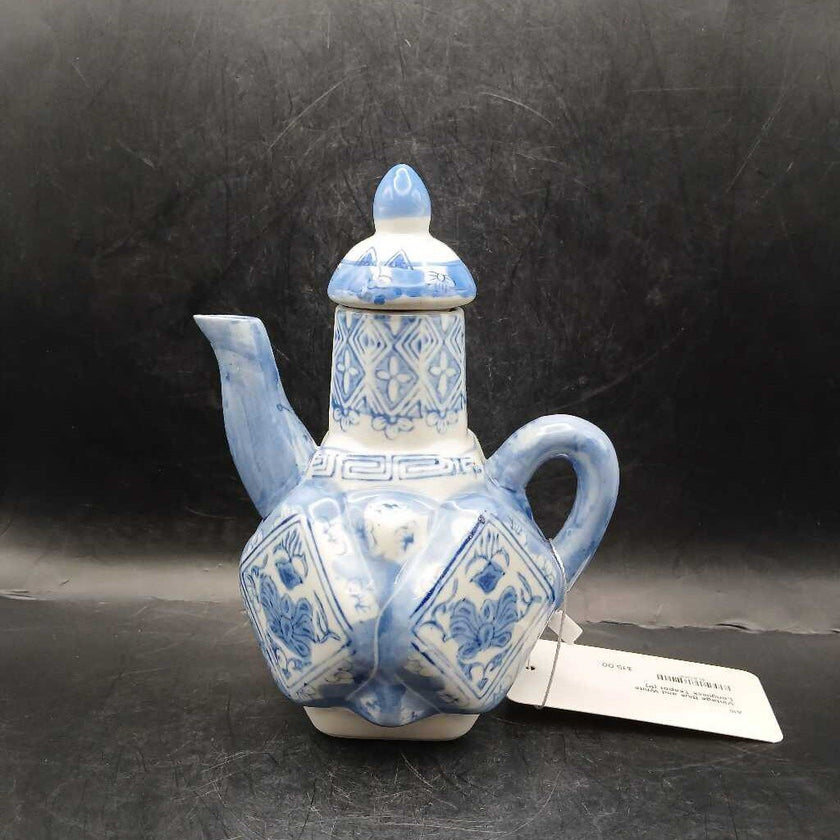Vintage Blue and White Longneck Teapot (P)