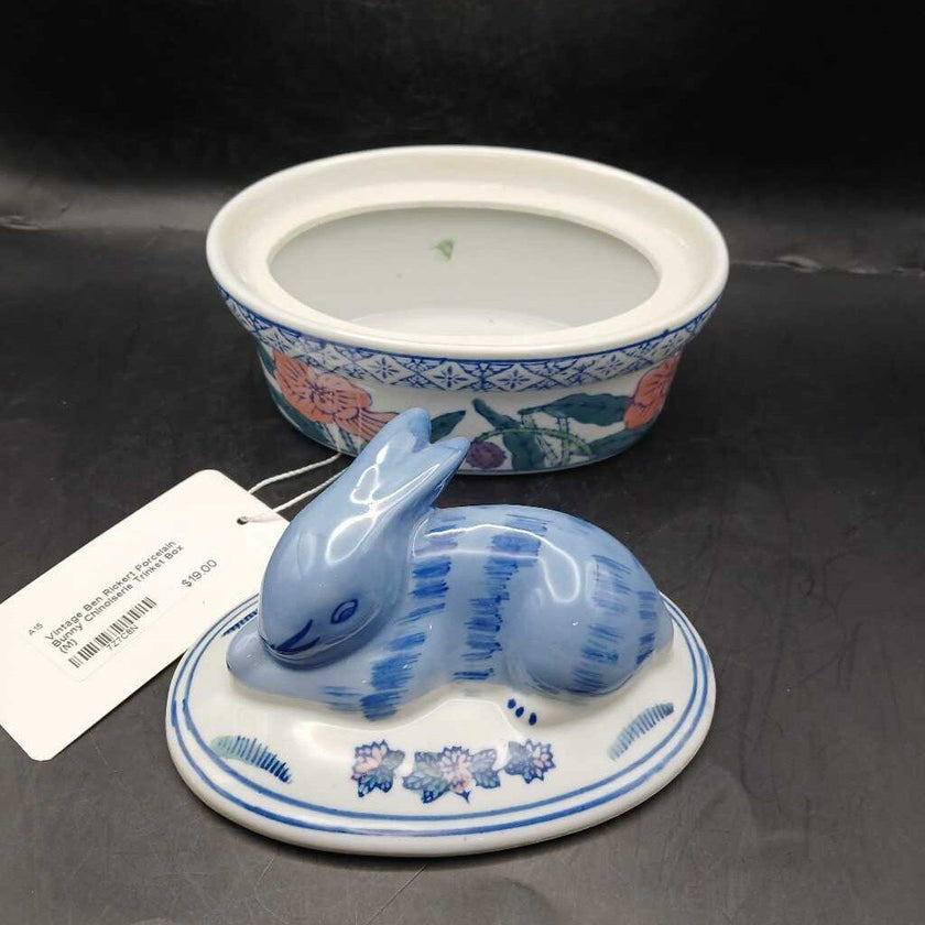 Vintage Ben Rickert Porcelain Bunny Chinoiserie Trinket Box (M)