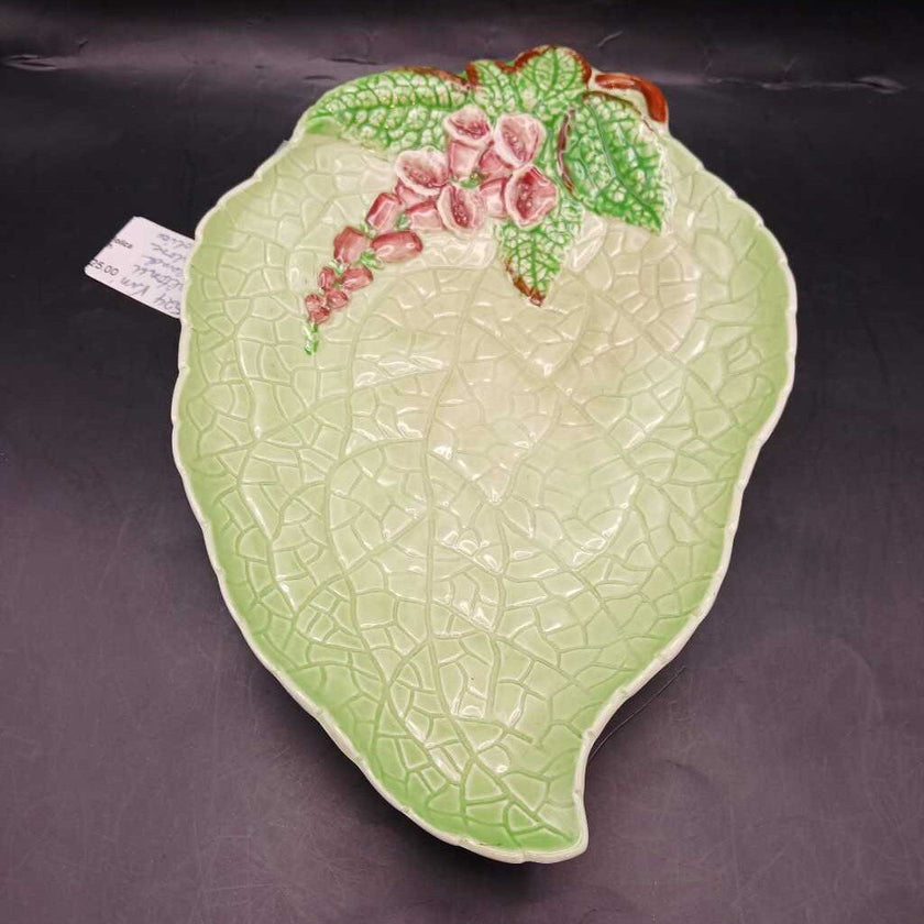 Vintage Carlton Ware (ENGLAND) Foxglove Majolica Serving Bowl/ Candy Dish