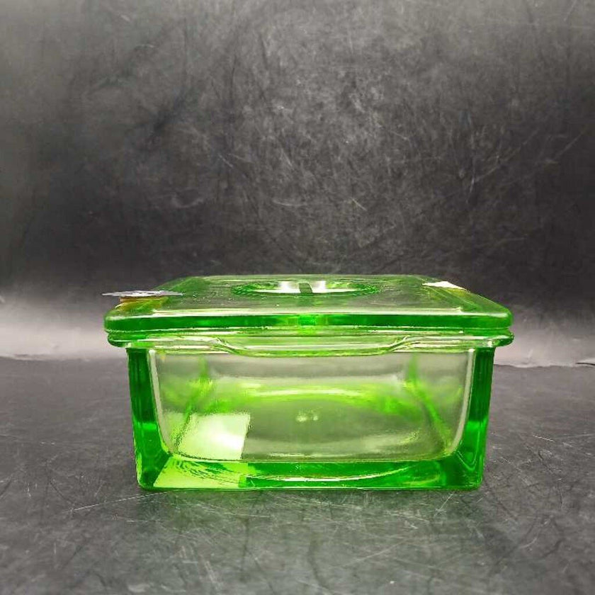 Uranium Vaseline Hazel Atlas Refrigerator Box with Lid
