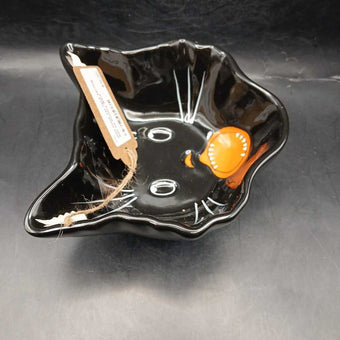 2003 black cat face serving dish by Pottery Barn