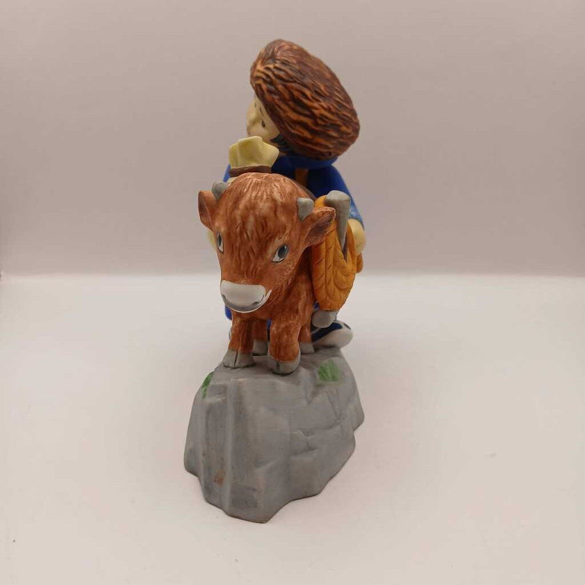 vintage Napal 1982 (U.N children collection). (P)