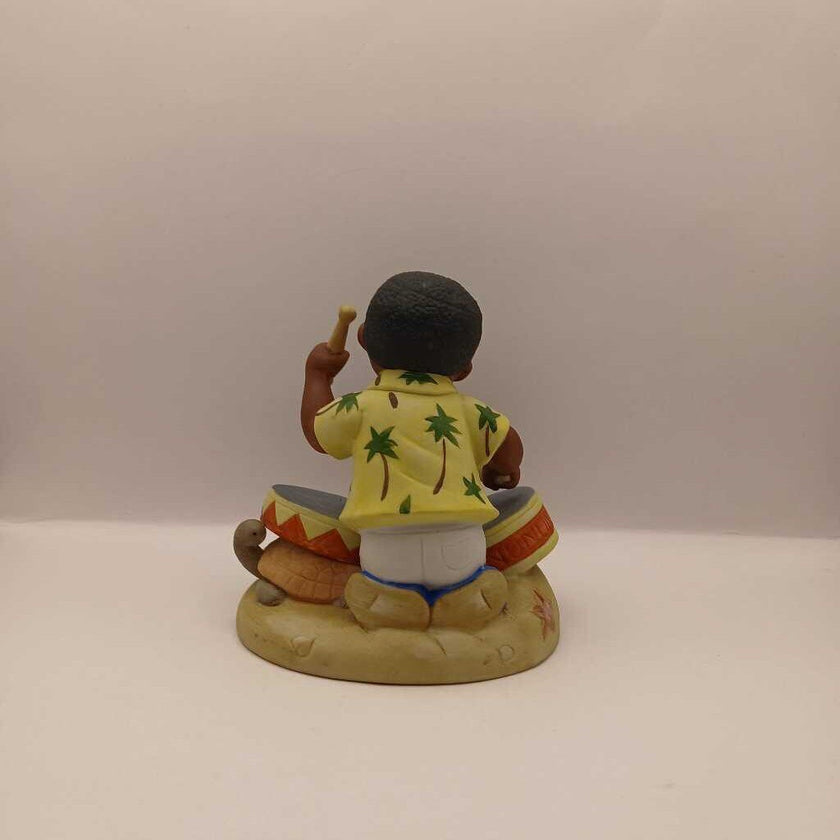 vintage 1979 Nigeria & Trinidad (UN childen collection) (P)