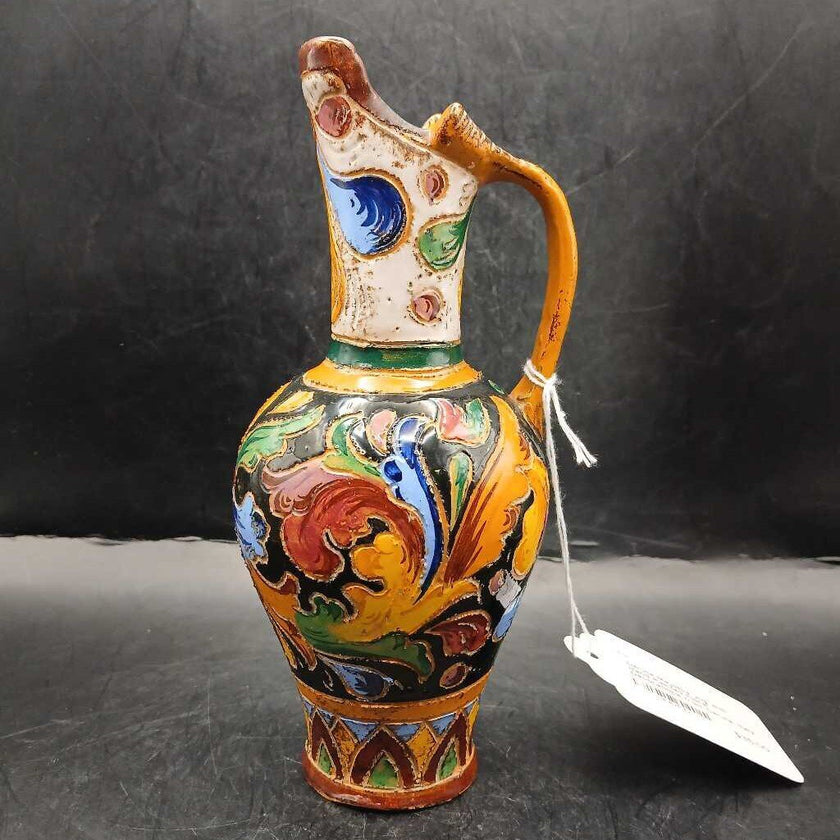 Deruta Majolica Jug with Hand Painted Floral Decorations from Deruta, Italy