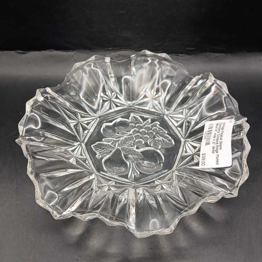 Vintage Federal Glass Company Crimped Edge Fluted Bowl 9