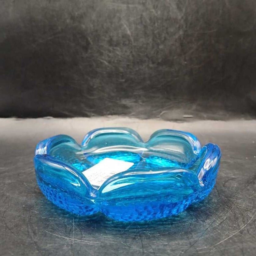 Vintage Blue Glass Ashtray with a Pebbled Texture and Flower Shape