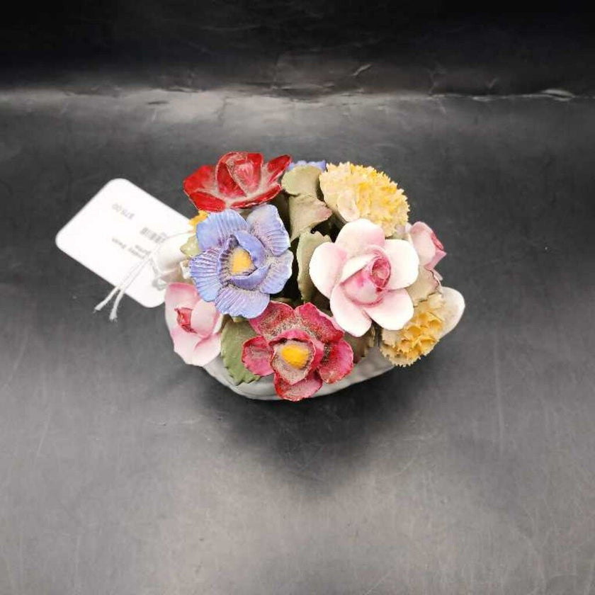 Vintage Aynsley Swan Boquet Figurine