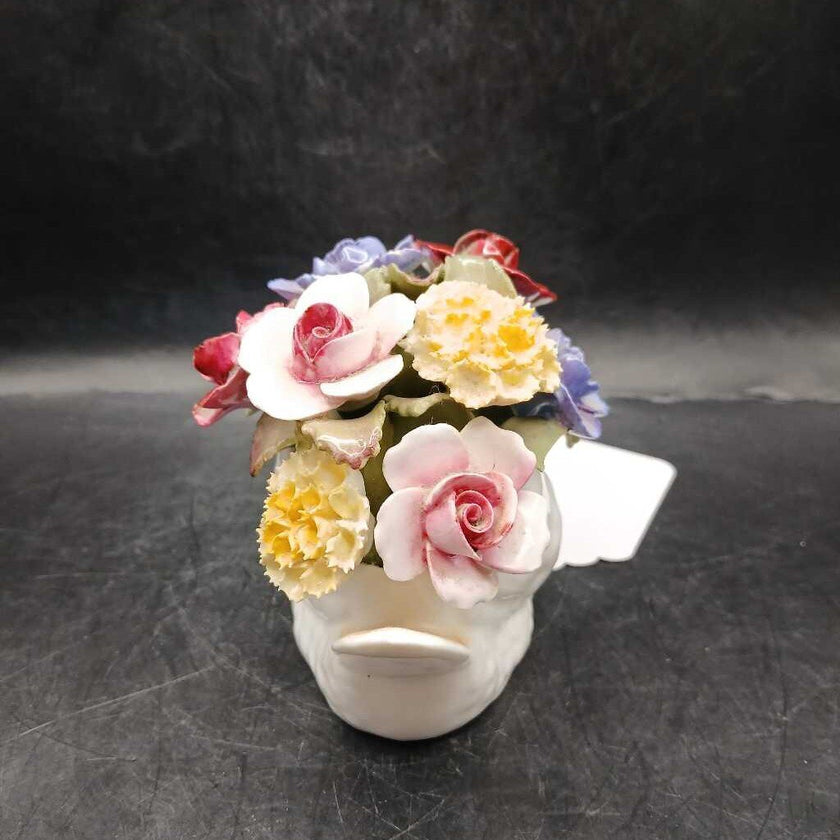 Vintage Aynsley Swan Boquet Figurine