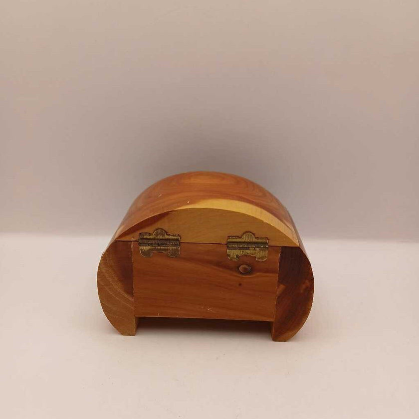 Vintage wood dome jewelry chest (P)