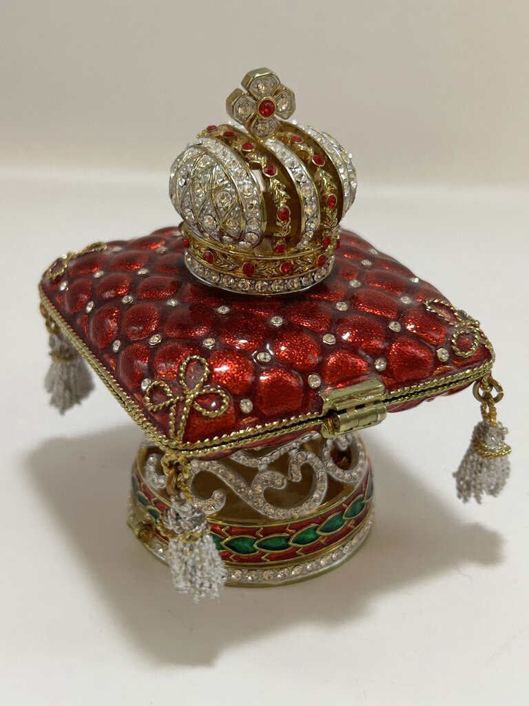 Harrah's Hinged Enamel Rhinestone Trinket Box