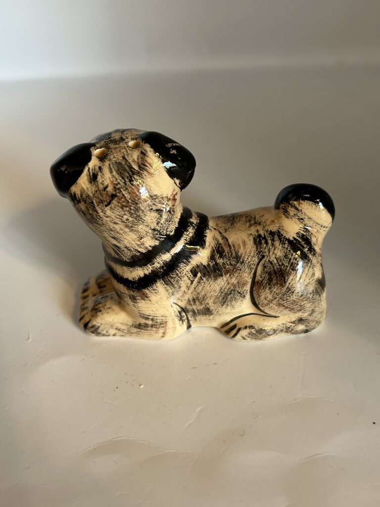 Vtg pug salt and pepper shaker