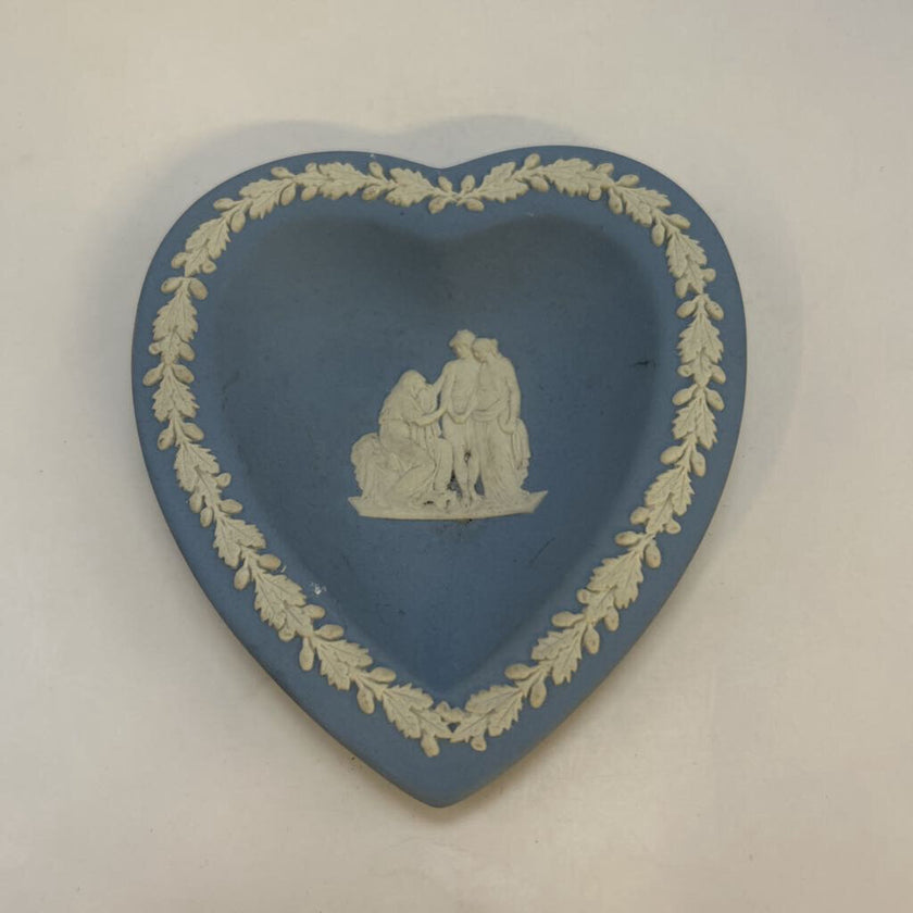 Wedgwood heart trinket dish
