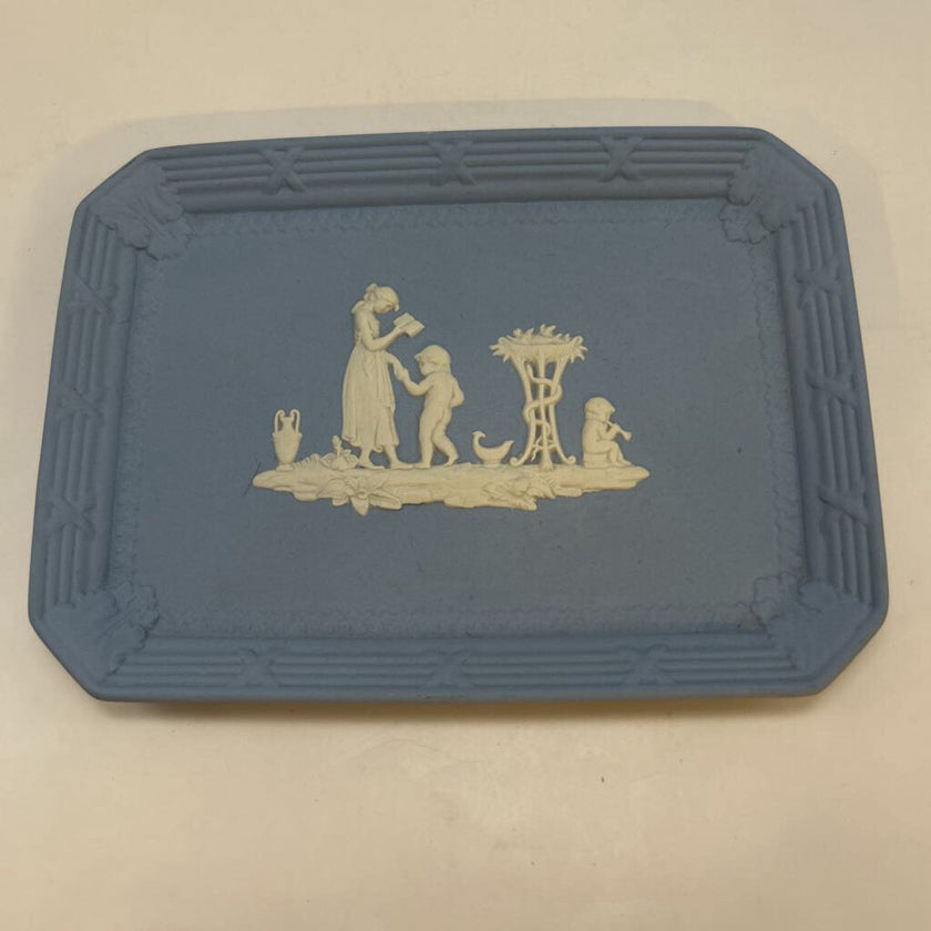 Wedgwood tray